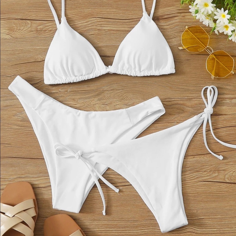 3 Piece SHEIN women’s bathing suit. Brand new.